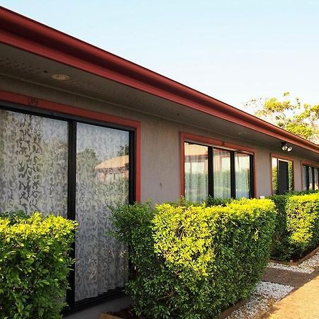 Springwood Motor Inn Ngoại thất bức ảnh