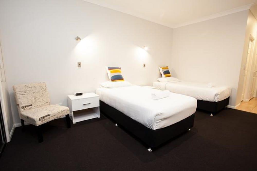 Springwood Motor Inn Ngoại thất bức ảnh