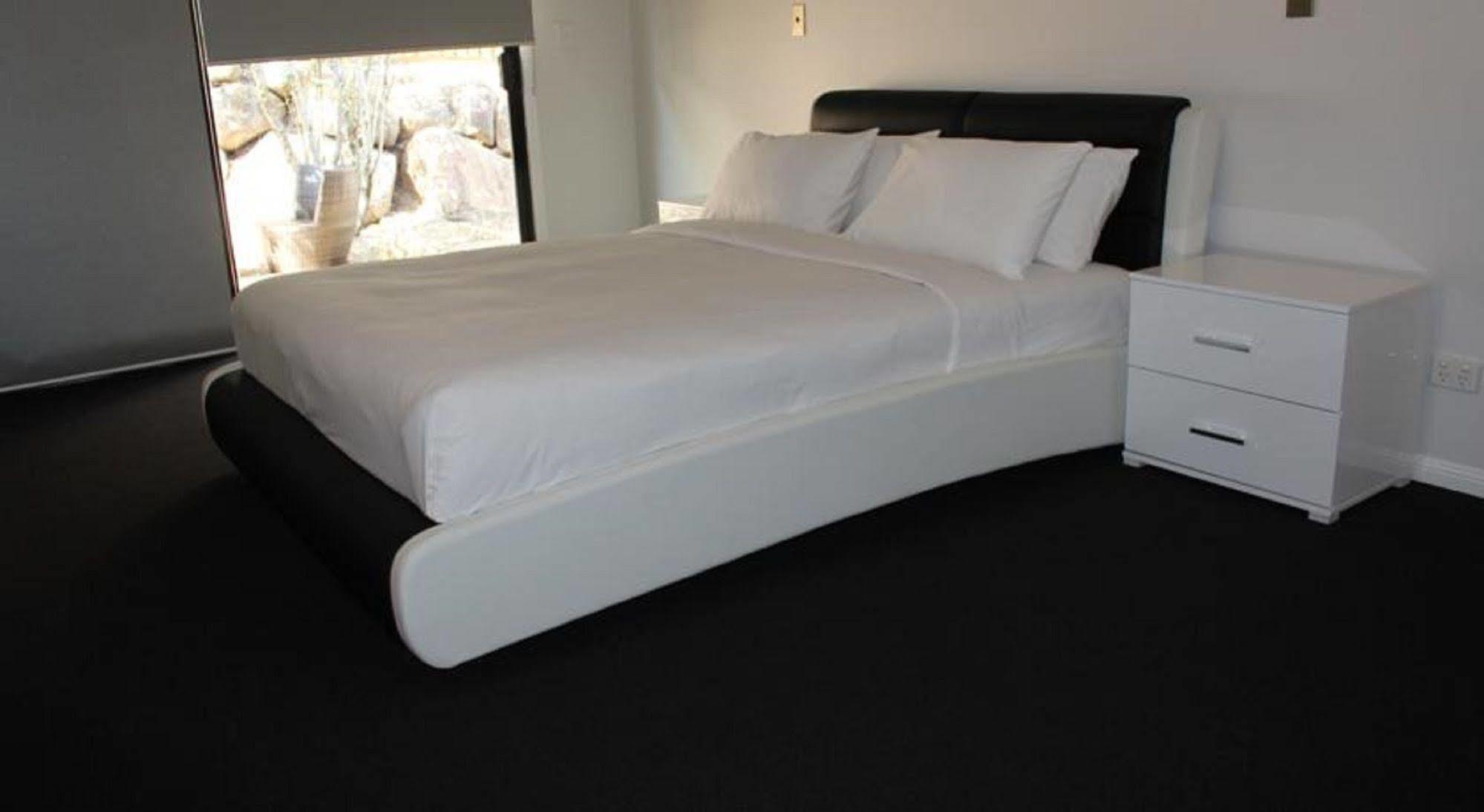 Springwood Motor Inn Ngoại thất bức ảnh