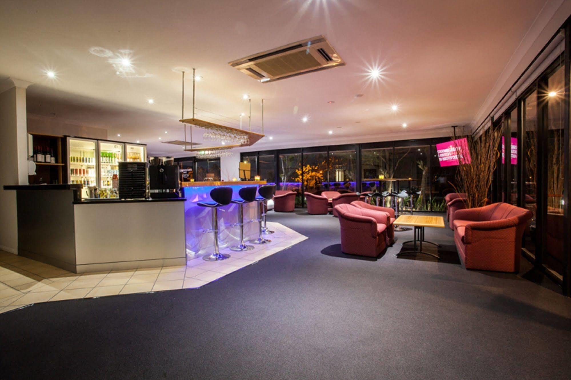 Springwood Motor Inn Ngoại thất bức ảnh